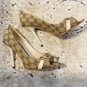 Gucci Beige and Cream Heels